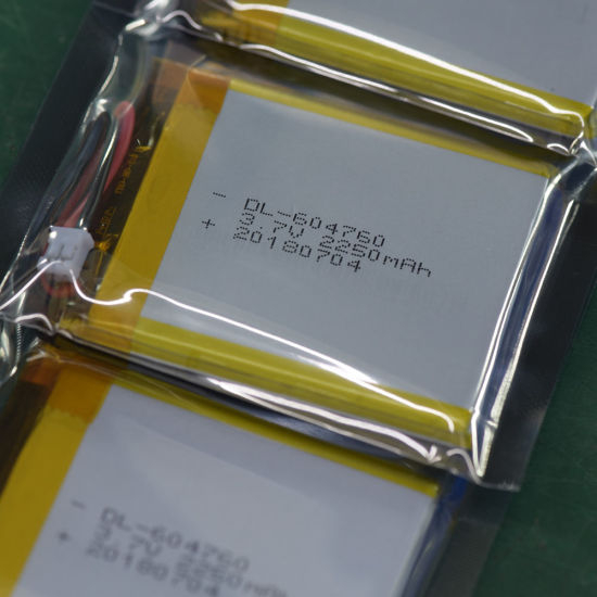 PCM 및 Jst 커넥터가 있는 3.7V 2300mAh 리튬 폴리머 배터리